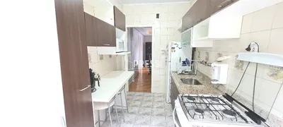 Apartamento com 2 Quartos para alugar, 68m² no Petrópolis, Porto Alegre - Foto 12