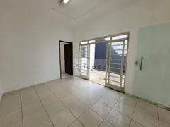 Casa com 4 Quartos para alugar, 159m² no Vila Resende, Caçapava - Foto 13