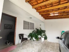 Casa com 3 Quartos à venda, 180m² no Ideal, Londrina - Foto 4