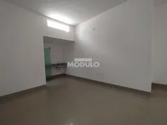 Casa Comercial para alugar, 188m² no Centro, Uberlândia - Foto 11