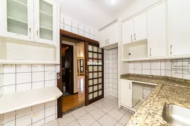 Casa de Condomínio com 3 Quartos para alugar, 175m² no Jardim das Américas, Curitiba - Foto 13