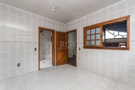 Casa com 3 Quartos à venda, 301m² no Espiríto Santo, Porto Alegre - Foto 4