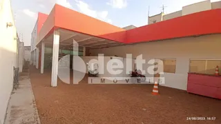 Galpão / Depósito / Armazém à venda, 349m² no Presidente Roosevelt, Uberlândia - Foto 1