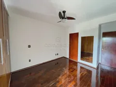 Apartamento com 3 Quartos para alugar, 128m² no Vila Nossa Senhora de Fatima, São José do Rio Preto - Foto 5