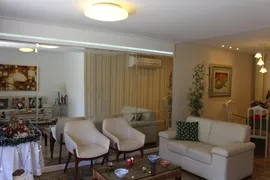 Apartamento com 3 Quartos para alugar, 186m² no Copacabana, Rio de Janeiro - Foto 2