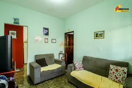 Casa com 3 Quartos à venda, 70m² no Santa Rosa, Divinópolis - Foto 1