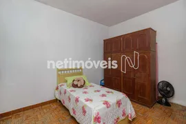 Casa com 3 Quartos à venda, 400m² no Novo Riacho, Contagem - Foto 8