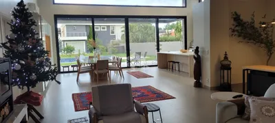 Casa de Condomínio com 3 Quartos à venda, 350m² no Belém Novo, Porto Alegre - Foto 2