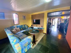Casa com 4 Quartos à venda, 400m² no Fazendinha, Teresópolis - Foto 3
