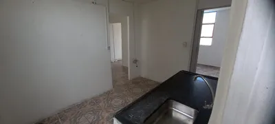 Apartamento com 3 Quartos para alugar, 56m² no Conjunto Residencial José Bonifácio, São Paulo - Foto 13