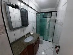 Apartamento com 3 Quartos para alugar, 85m² no Praia de Bombas, Bombinhas - Foto 17