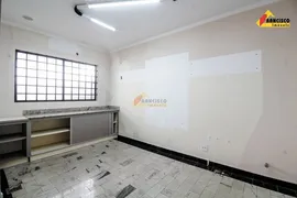 Loja / Salão / Ponto Comercial para alugar, 308m² no Centro, Divinópolis - Foto 23