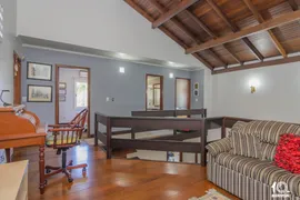 Casa com 3 Quartos à venda, 236m² no Scharlau, São Leopoldo - Foto 17