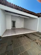 Casa com 3 Quartos para alugar, 190m² no Santa Luzia, Uberlândia - Foto 3