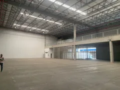 Galpão / Depósito / Armazém para alugar, 2500m² no Jardim Elzinha, Carapicuíba - Foto 4