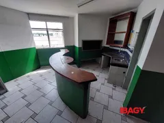 Loja / Salão / Ponto Comercial para alugar, 1002m² no Roçado, São José - Foto 4