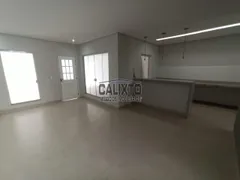 Casa com 3 Quartos à venda, 180m² no Santa Mônica, Uberlândia - Foto 9