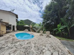 Casa de Condomínio com 3 Quartos à venda, 266m² no Vargem Grande, Teresópolis - Foto 32