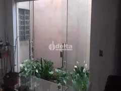 Casa com 3 Quartos à venda, 240m² no Jardim das Palmeiras, Uberlândia - Foto 18