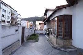Casa com 8 Quartos à venda, 350m² no Varzea, Teresópolis - Foto 2