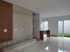 Casa de Condomínio com 3 Quartos à venda, 131m² no Sítios Santa Luzia, Aparecida de Goiânia - Foto 17