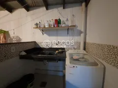 Casa com 2 Quartos à venda, 132m² no Jardim Holanda, Uberlândia - Foto 5