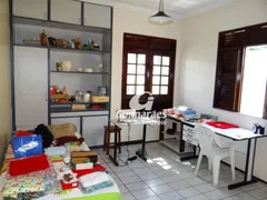 Casa com 4 Quartos à venda, 350m² no Sapiranga, Fortaleza - Foto 9