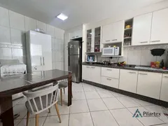 Casa com 4 Quartos à venda, 195m² no Aeroporto, Londrina - Foto 6