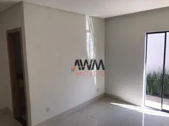 Casa com 3 Quartos à venda, 126m² no Parque das Flores, Goiânia - Foto 5