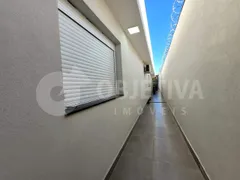 Casa com 3 Quartos à venda, 285m² no Brasil, Uberlândia - Foto 16