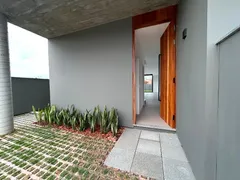 Casa de Condomínio com 3 Quartos à venda, 165m² no Campeche, Florianópolis - Foto 1