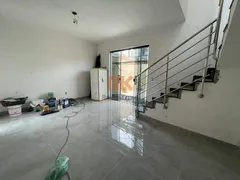 Casa com 3 Quartos à venda, 180m² no Parque Xangri La, Contagem - Foto 2