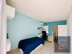 Casa com 3 Quartos à venda, 269m² no Novo Portinho, Cabo Frio - Foto 41