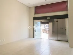 Loja / Salão / Ponto Comercial para alugar, 250m² no Pio X, Caxias do Sul - Foto 3