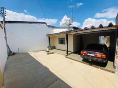 Casa com 4 Quartos à venda, 182m² no Vila Cruzeiro do Sul, Aparecida de Goiânia - Foto 2