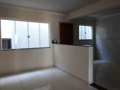 Sobrado com 2 Quartos à venda, 192m² no Uvaranas, Ponta Grossa - Foto 5