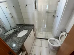 Apartamento com 3 Quartos para alugar, 73m² no Terra Bonita, Londrina - Foto 10