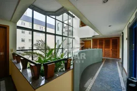 Conjunto Comercial / Sala à venda, 30m² no Menino Deus, Porto Alegre - Foto 2