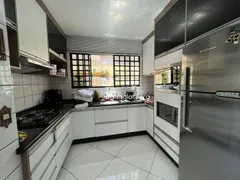 Casa com 4 Quartos à venda, 360m² no Jardim Vila Rica, Cambé - Foto 9