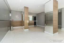 Apartamento com 1 Quarto para alugar, 64m² no Jardim do Salso, Porto Alegre - Foto 17