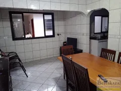 Casa com 3 Quartos para alugar, 128m² no Vila Christino, Maringá - Foto 11