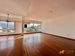 Apartamento com 2 Quartos à venda, 110m² no Petrópolis, Porto Alegre - Foto 2