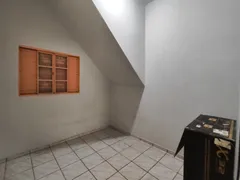 Casa Comercial com 3 Quartos para alugar, 165m² no Parque Industrial, São José do Rio Preto - Foto 4