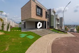 Casa de Condomínio com 3 Quartos à venda, 250m² no Uberaba, Curitiba - Foto 1