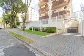 Apartamento com 2 Quartos à venda, 65m² no Água Verde, Curitiba - Foto 2