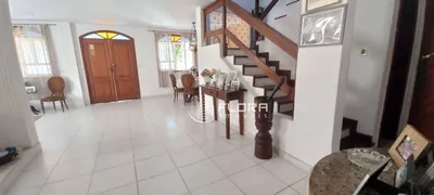 Casa com 4 Quartos à venda, 220m² no Itaipu, Niterói - Foto 9