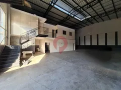 Galpão / Depósito / Armazém para alugar, 290m² no Parque dos Cocais, Valinhos - Foto 1