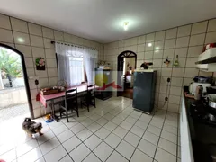 Casa com 3 Quartos à venda, 180m² no Itaum, Joinville - Foto 14