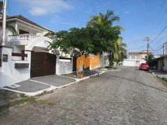 Casa com 5 Quartos à venda, 334m² no Foguete, Cabo Frio - Foto 3