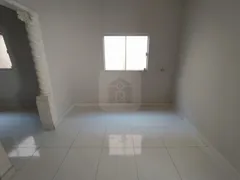 Casa com 3 Quartos à venda, 105m² no Tubalina, Uberlândia - Foto 6